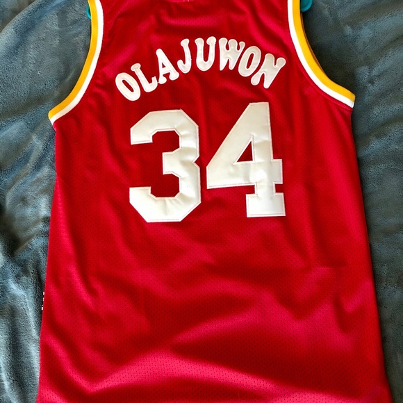throwback rockets jersey